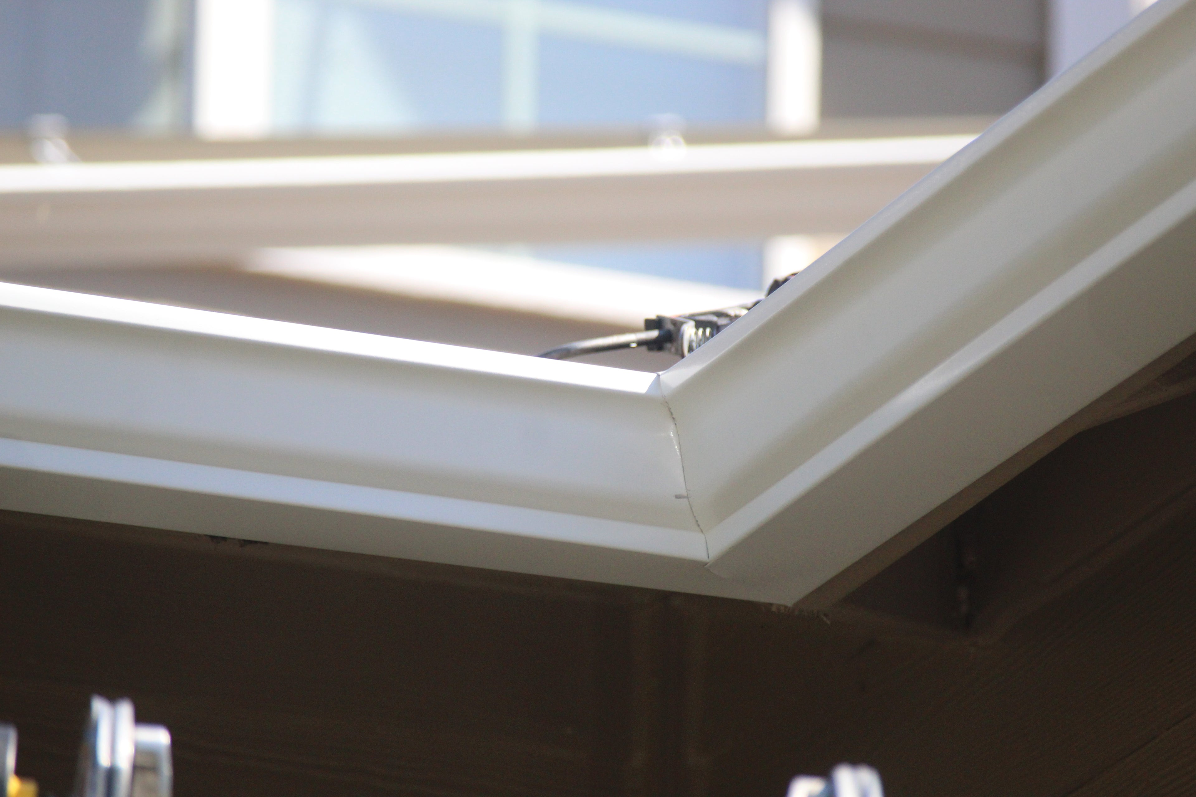 Gutter Cleaning, Installation & Maintenance